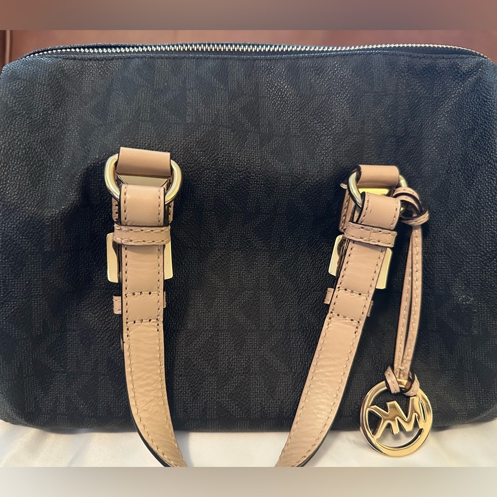 Michael Kors satchel purse and matching wallet